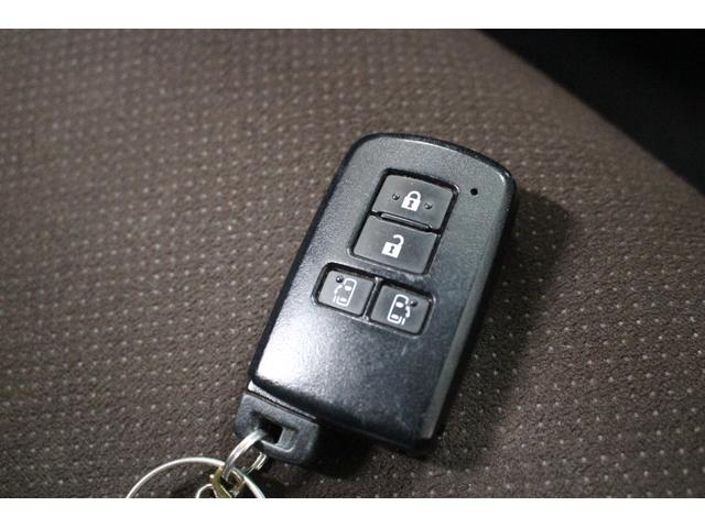 シエンタ ハイブリッドＧ　クエロ　純正メモリーナビ　パノラミックビューモニター　運転席助手席シートヒーター　ステアリングヒーター　両側電動スライドドア　ＬＥＤライト　オートライト　衝突軽減ブレーキ　車線逸脱警報　ＥＴＣ（75枚目）