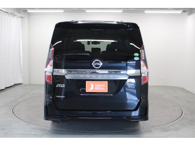 セレナ ハイウェイスターＶ　純正メモリーナビ　アラウンドビューモニター　ＥＴＣ　前後ドライブレコーダー　衝突軽減ブレーキ　車線逸脱警報システム　誤発信抑制機能　両側電動スライドドア　ＬＥＤライト　純正アルミホイール（7枚目）