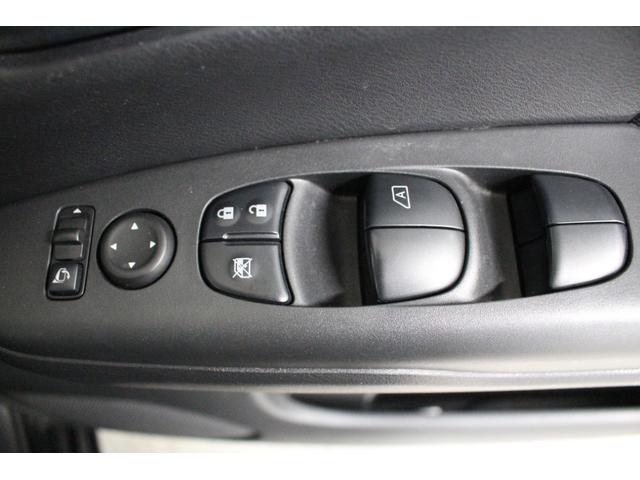 セレナ ハイウェイスターＶ　純正メモリーナビ　アラウンドビューモニター　ＥＴＣ　前後ドライブレコーダー　衝突軽減ブレーキ　車線逸脱警報システム　誤発信抑制機能　両側電動スライドドア　ＬＥＤライト　純正アルミホイール（27枚目）