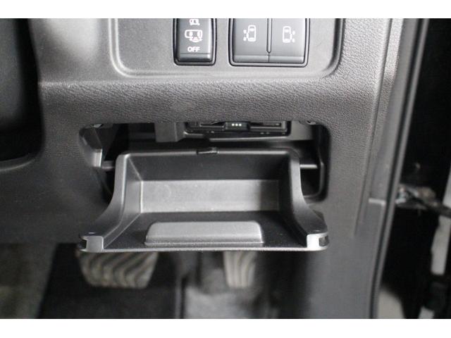 セレナ ハイウェイスターＶ　純正メモリーナビ　アラウンドビューモニター　ＥＴＣ　前後ドライブレコーダー　衝突軽減ブレーキ　車線逸脱警報システム　誤発信抑制機能　両側電動スライドドア　ＬＥＤライト　純正アルミホイール（40枚目）