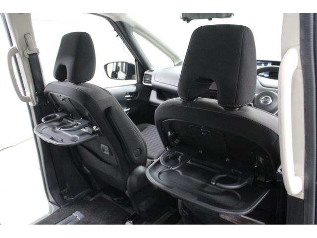 セレナ ハイウェイスターＶ　純正メモリーナビ　アラウンドビューモニター　ＥＴＣ　前後ドライブレコーダー　衝突軽減ブレーキ　車線逸脱警報システム　誤発信抑制機能　両側電動スライドドア　ＬＥＤライト　純正アルミホイール（48枚目）