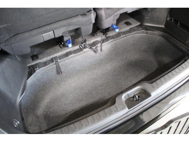 セレナ ハイウェイスターＶ　純正メモリーナビ　アラウンドビューモニター　ＥＴＣ　前後ドライブレコーダー　衝突軽減ブレーキ　車線逸脱警報システム　誤発信抑制機能　両側電動スライドドア　ＬＥＤライト　純正アルミホイール（64枚目）