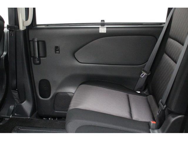 セレナ ハイウェイスターＶ　純正メモリーナビ　アラウンドビューモニター　ＥＴＣ　前後ドライブレコーダー　衝突軽減ブレーキ　車線逸脱警報システム　誤発信抑制機能　両側電動スライドドア　ＬＥＤライト　純正アルミホイール（70枚目）