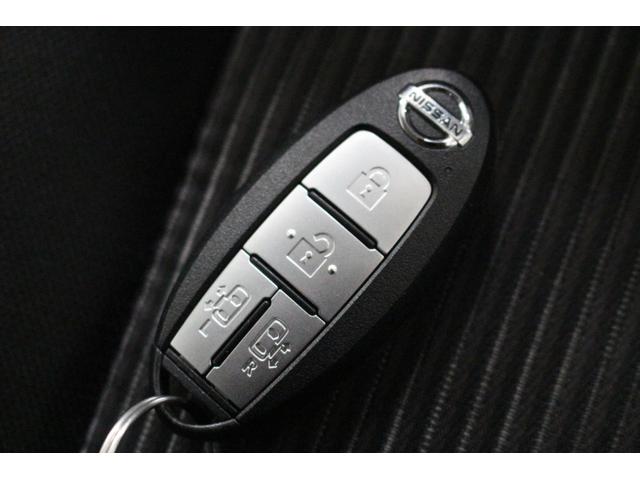 セレナ ハイウェイスターＶ　純正メモリーナビ　アラウンドビューモニター　ＥＴＣ　前後ドライブレコーダー　衝突軽減ブレーキ　車線逸脱警報システム　誤発信抑制機能　両側電動スライドドア　ＬＥＤライト　純正アルミホイール（79枚目）