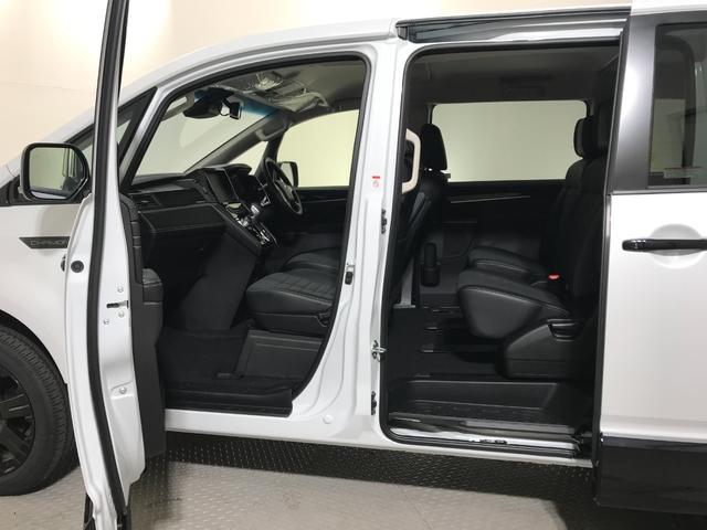 デリカD:5 シャモニー 登録済未使用車 マルチアラウンドビュー ナビ取り付けパッケージ 後席モニター取り付けパッケージ 衝突軽減ブレーキ レーダークルーズコントロール 車線逸脱警報システム サイドステップレス(9枚目)