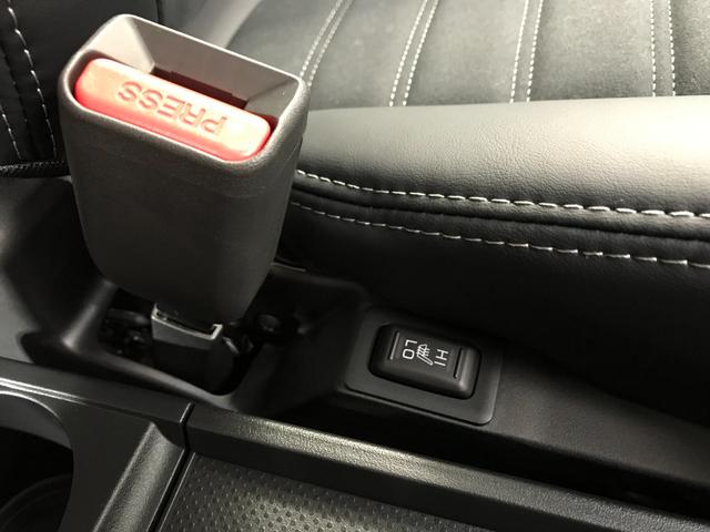 デリカD:5 シャモニー 登録済未使用車 マルチアラウンドビュー ナビ取り付けパッケージ 後席モニター取り付けパッケージ 衝突軽減ブレーキ レーダークルーズコントロール 車線逸脱警報システム サイドステップレス(35枚目)