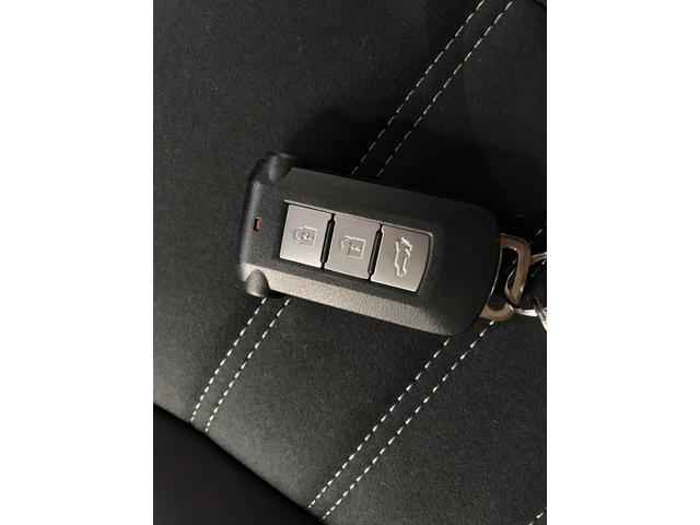 デリカD:5 シャモニー 登録済未使用車 マルチアラウンドビュー ナビ取り付けパッケージ 後席モニター取り付けパッケージ 衝突軽減ブレーキ レーダークルーズコントロール 車線逸脱警報システム サイドステップレス(41枚目)