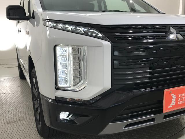 デリカＤ：５ シャモニー　登録済未使用車　マルチアラウンドビュー　ナビ取付パッケージ　後席モニター取付パッケージ　衝突軽減ブレーキ　レーダークルーズコントロール　車線逸脱警報システム　電動サイドステップレス（18枚目）