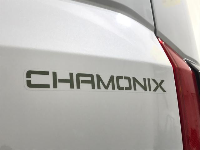 デリカＤ：５ シャモニー　登録済未使用車　マルチアラウンドビュー　ナビ取付パッケージ　後席モニター取付パッケージ　衝突軽減ブレーキ　レーダークルーズコントロール　車線逸脱警報システム　電動サイドステップレス（22枚目）