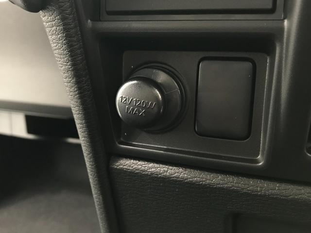 デリカＤ：５ シャモニー　登録済未使用車　マルチアラウンドビュー　ナビ取付パッケージ　後席モニター取付パッケージ　衝突軽減ブレーキ　レーダークルーズコントロール　車線逸脱警報システム　電動サイドステップレス（54枚目）