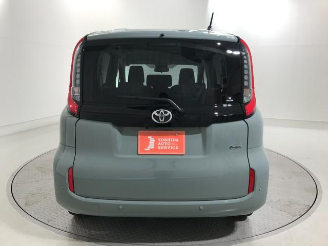 シエンタ ハイブリッドＺ　登録済未使用車　ディスプレイオーディオプラス　パノラミックビューモニター　ブラインドスポットモニター　電子パーキング　オートブレーキホールド　衝突軽減ブレーキ　レーダークルーズコントロール　両側電動（10枚目）