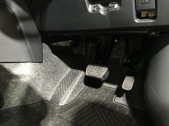 シエンタ ハイブリッドＺ　登録済未使用車　ディスプレイオーディオプラス　パノラミックビューモニター　ブラインドスポットモニター　電子パーキング　オートブレーキホールド　衝突軽減ブレーキ　レーダークルーズコントロール　両側電動（38枚目）