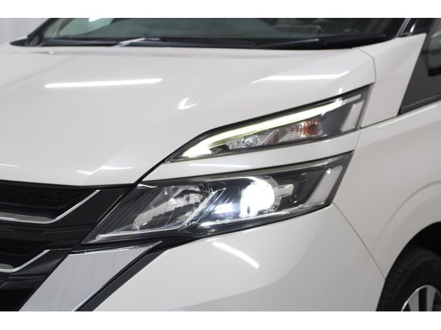 セレナ ハイウェイスター　ＶセレクションＩＩ　純正９型メモリーナビゲーション　フリップダウンモニター　アラウンドビューモニター　ドライブレコーダー　ＥＴＣ　衝突軽減ブレーキ　車線逸脱警報　オートライト　両側電動スライドドア　ＬＥＤライト（20枚目）