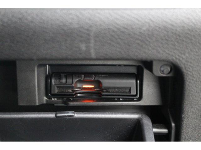 セレナ ハイウェイスター　ＶセレクションＩＩ　純正９型メモリーナビゲーション　フリップダウンモニター　アラウンドビューモニター　ドライブレコーダー　ＥＴＣ　衝突軽減ブレーキ　車線逸脱警報　オートライト　両側電動スライドドア　ＬＥＤライト（40枚目）