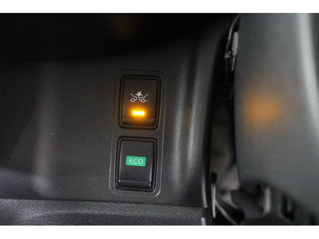 セレナ ハイウェイスター　ＶセレクションＩＩ　純正９型メモリーナビゲーション　フリップダウンモニター　アラウンドビューモニター　ドライブレコーダー　ＥＴＣ　衝突軽減ブレーキ　車線逸脱警報　オートライト　両側電動スライドドア　ＬＥＤライト（41枚目）