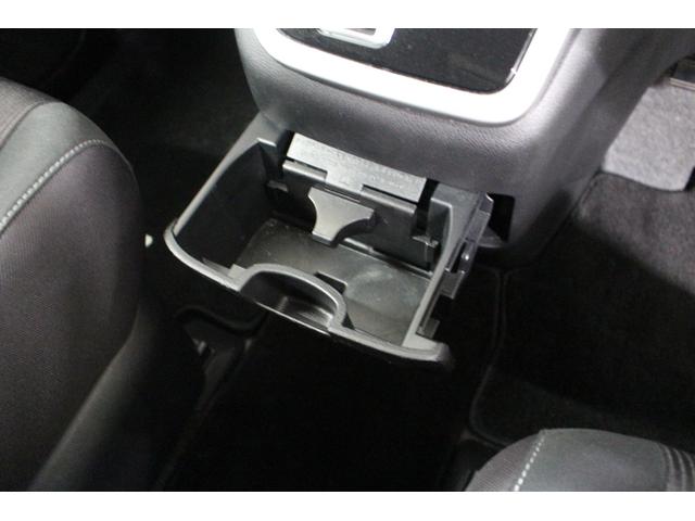 セレナ ハイウェイスター　ＶセレクションＩＩ　純正９型メモリーナビゲーション　フリップダウンモニター　アラウンドビューモニター　ドライブレコーダー　ＥＴＣ　衝突軽減ブレーキ　車線逸脱警報　オートライト　両側電動スライドドア　ＬＥＤライト（42枚目）