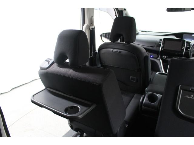 セレナ ハイウェイスター　ＶセレクションＩＩ　純正９型メモリーナビゲーション　フリップダウンモニター　アラウンドビューモニター　ドライブレコーダー　ＥＴＣ　衝突軽減ブレーキ　車線逸脱警報　オートライト　両側電動スライドドア　ＬＥＤライト（68枚目）