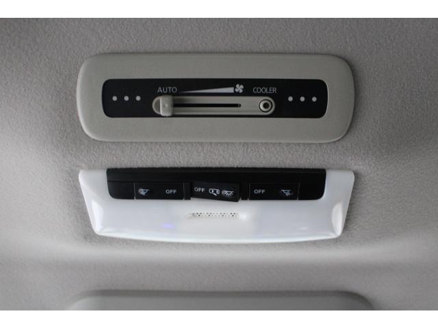 セレナ ハイウェイスター　ＶセレクションＩＩ　純正９型メモリーナビゲーション　フリップダウンモニター　アラウンドビューモニター　ドライブレコーダー　ＥＴＣ　衝突軽減ブレーキ　車線逸脱警報　オートライト　両側電動スライドドア　ＬＥＤライト（71枚目）