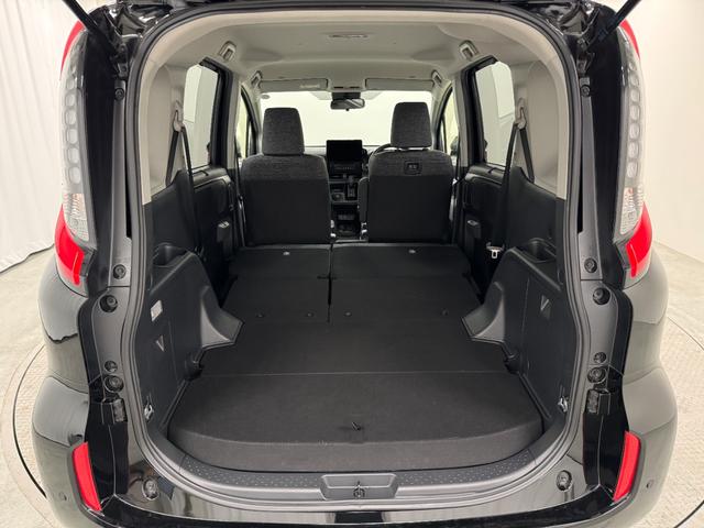 シエンタ ハイブリッドZ ディスプレイオーディオプラス パノラミックビューモニター ACコンセント レーダークルーズコントロール 5人乗り仕様 衝突軽減ブレーキ 誤発信抑制機能 車線逸脱警報 両側電動スライドドア(17枚目)