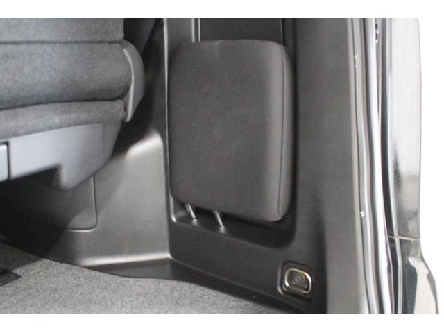 セレナ ハイウェイスター プロパイロットエディション 純正9型ナビゲーション プロパイロット フリップダウンモニター アラウンドビューモニター ETC 運転席助手席シートヒーター 衝突軽減ブレーキ 車線逸脱警報システム 両側電動スライドドア(67枚目)