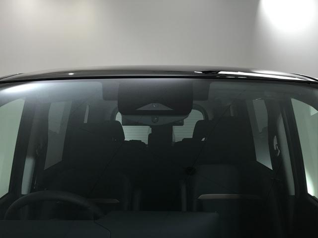 セレナ ｅ－パワー　ハイウェイスターＶ　登録済未使用車　１２．３型日産コネクトナビ　アラウンドビューモニター　ホットプラスパック　シートヒーター　ＥＴＣ２．０　アラウンドビューモニター　インテリジェントルームミラー　前後ドライブレコーダー（15枚目）