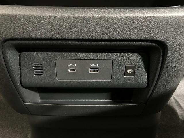 セレナ ｅ－パワー　ハイウェイスターＶ　登録済未使用車　１２．３型日産コネクトナビ　アラウンドビューモニター　ホットプラスパック　シートヒーター　ＥＴＣ２．０　アラウンドビューモニター　インテリジェントルームミラー　前後ドライブレコーダー（54枚目）