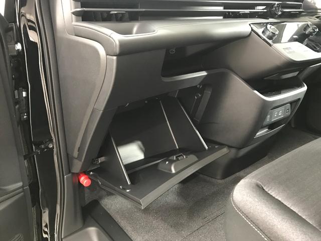 セレナ ｅ－パワー　ハイウェイスターＶ　登録済未使用車　１２．３型日産コネクトナビ　アラウンドビューモニター　ホットプラスパック　シートヒーター　ＥＴＣ２．０　アラウンドビューモニター　インテリジェントルームミラー　前後ドライブレコーダー（58枚目）