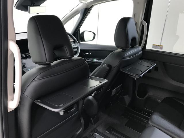 セレナ ｅ－パワー　ハイウェイスターＶ　登録済未使用車　１２．３型日産コネクトナビ　アラウンドビューモニター　ホットプラスパック　シートヒーター　ＥＴＣ２．０　アラウンドビューモニター　インテリジェントルームミラー　前後ドライブレコーダー（61枚目）