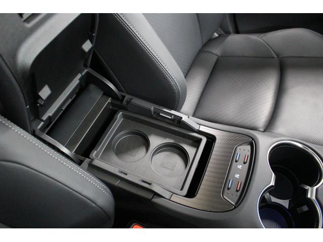 【車の森なかもず店】の営業時間は１０：００から１９：００までになります。定休日は火・水曜日（祝日除く）となりますので、ご注意ください。また週末は大変混み合う為、ご来店予約をお勧め致します★