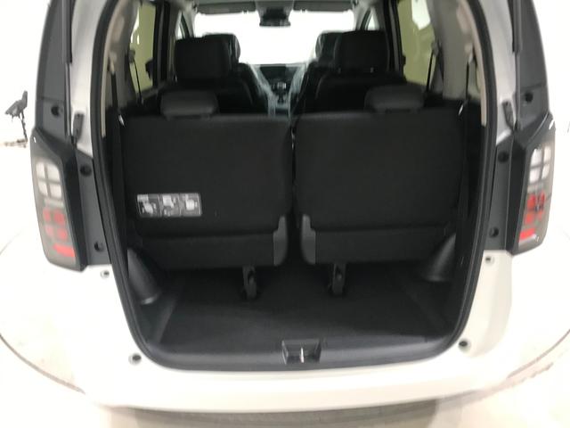 フリード エアー　ＥＸ　登録済未使用車　シートヒーター　アダプティブクルーズ　後席サーキュレーター　衝突軽減ブレーキ　両側電動スライドドア　６人乗り　純正アルミホイール　ホンダセンシング　ＬＥＤライト　コーナーセンサー（11枚目）