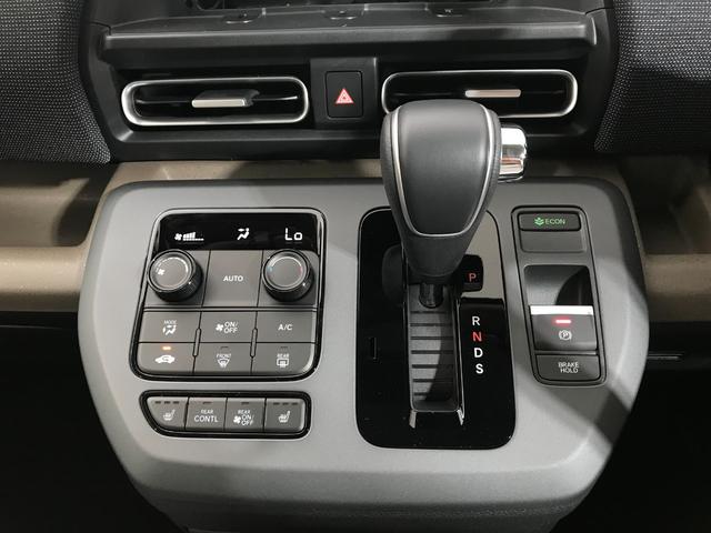 フリード エアー　ＥＸ　登録済未使用車　シートヒーター　アダプティブクルーズ　後席サーキュレーター　衝突軽減ブレーキ　両側電動スライドドア　６人乗り　純正アルミホイール　ホンダセンシング　ＬＥＤライト　コーナーセンサー（18枚目）