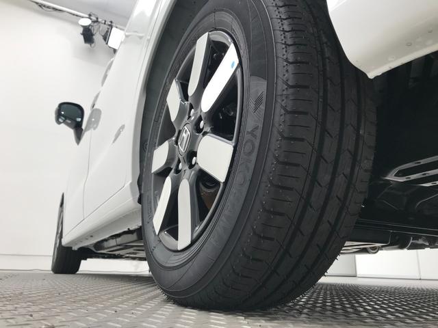 フリード ｅ：ＨＥＶエアー　ＥＸ　登録済未使用車　シートヒーター　アダプティブクルーズ　後席サーキュレーター　衝突軽減ブレーキ　両側電動スライドドア　６人乗り　純正アルミホイール　ホンダセンシング　ブラインドスポット（19枚目）
