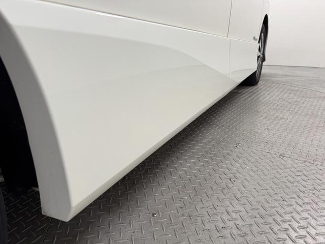 セレナ ハイウェイスター　純正９型メモリーナビ　フリップダウンモニター　プロパイロット　スマートルームミラー　衝突軽減ブレーキ　車線逸脱警報　ＬＥＤライト　アダプティブクルーズコントロール　電子ミラー（28枚目）