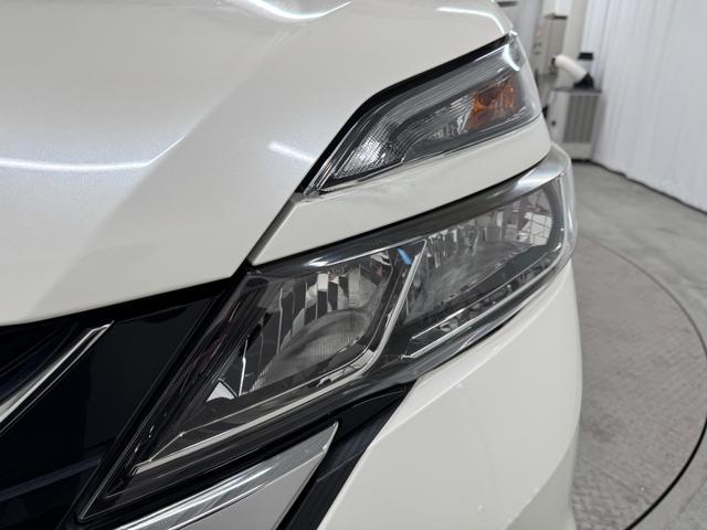 セレナ ハイウェイスター　純正９型メモリーナビ　フリップダウンモニター　プロパイロット　スマートルームミラー　衝突軽減ブレーキ　車線逸脱警報　ＬＥＤライト　アダプティブクルーズコントロール　電子ミラー（33枚目）