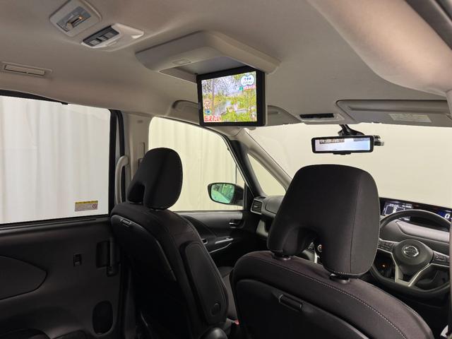 セレナ ハイウェイスター　純正９型メモリーナビ　フリップダウンモニター　プロパイロット　スマートルームミラー　衝突軽減ブレーキ　車線逸脱警報　ＬＥＤライト　アダプティブクルーズコントロール　電子ミラー（40枚目）