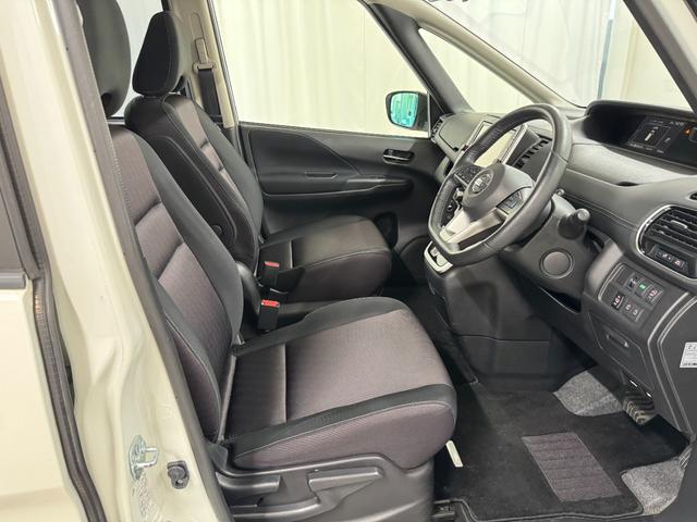 セレナ ハイウェイスター　純正９型メモリーナビ　フリップダウンモニター　プロパイロット　スマートルームミラー　衝突軽減ブレーキ　車線逸脱警報　ＬＥＤライト　アダプティブクルーズコントロール　電子ミラー（62枚目）