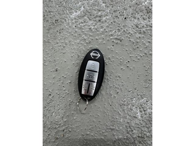 セレナ ハイウェイスター　純正９型メモリーナビ　フリップダウンモニター　プロパイロット　スマートルームミラー　衝突軽減ブレーキ　車線逸脱警報　ＬＥＤライト　アダプティブクルーズコントロール　電子ミラー（80枚目）