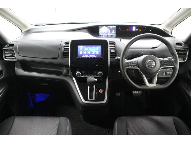 利便性の良い店舗になります。目の前にはスーパーやドラッグストアにホームセンターに飲食店が御座います。メンテナンス時もお車を預けていただき、時間を有効活用していただけます★