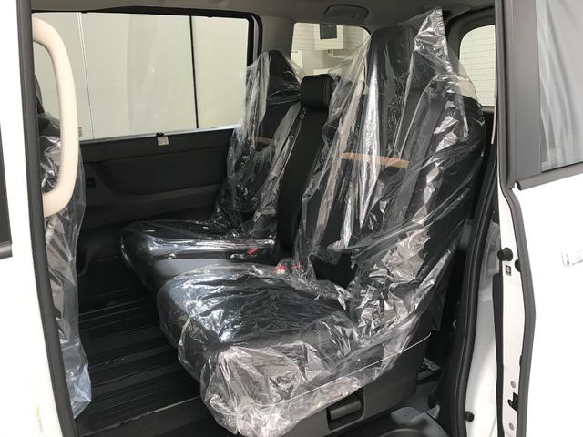セレナ ｅ－パワー　ハイウェイスターＶ　登録済未使用車　１２．３型日産コネクトナビ　アラウンドビューモニター　ＥＴＣ２．０　アラウンドビューモニター　インテリジェントルームミラー　前後ドライブレコーダー　プロパイロット　ＬＥＤライト（59枚目）