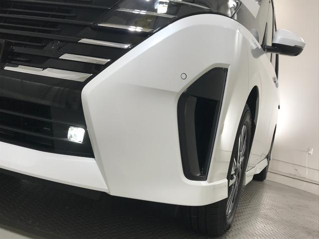 セレナ ｅ－パワー　ハイウェイスターＶ　登録済未使用車　１２．３型日産コネクトナビ　アラウンドビューモニター　ＥＴＣ２．０　アラウンドビューモニター　インテリジェントルームミラー　前後ドライブレコーダー　プロパイロット　ＬＥＤライト（12枚目）