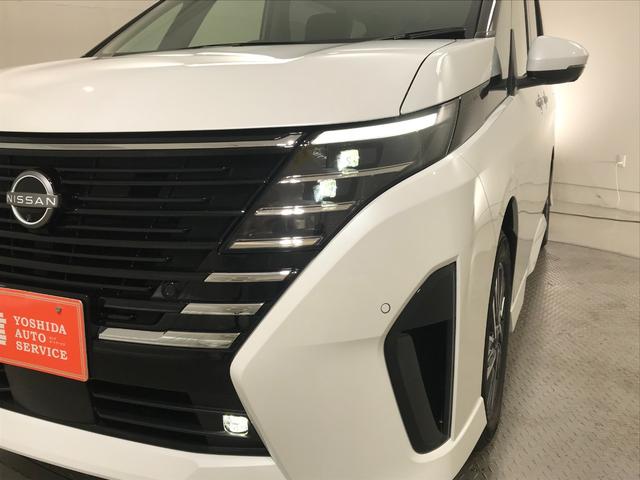 セレナ e-パワー ハイウェイスターV 登録済未使用車 12.3型日産コネクトナビ アラウンドビューモニター ETC2.0 アラウンドビューモニター インテリジェントルームミラー 前後ドライブレコーダー プロパイロット LEDライト(14枚目)