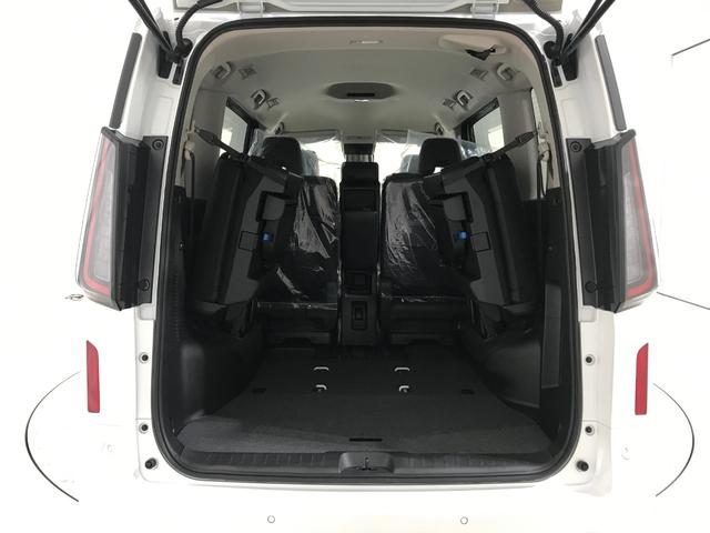 セレナ ｅ－パワー　ハイウェイスターＶ　登録済未使用車　１２．３型日産コネクトナビ　ホットプラスパック　アラウンドビューモニター　ＥＴＣ２．０　アラウンドビューモニター　インテリジェントルームミラー　前後ドライブレコーダー　プロパイロット（72枚目）