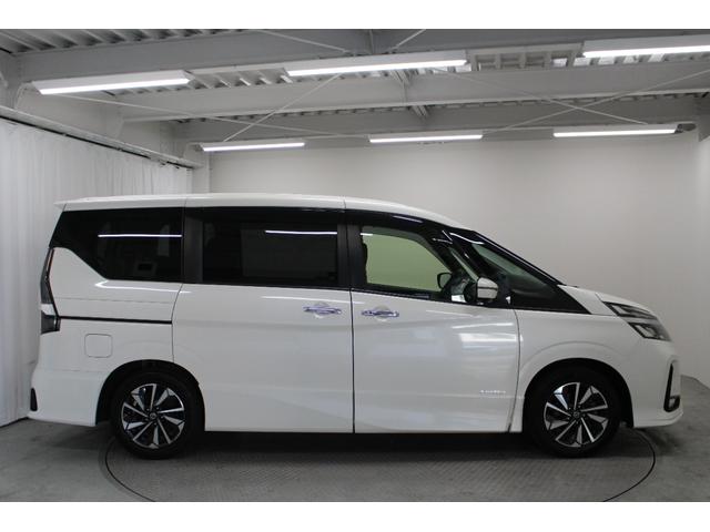 セレナ ハイウェイスターV 純正メモリーナビ フリップダウンモニター アラウンドビューモニター 両側電動スライドドア LEDライト 衝突軽減ブレーキ 車線逸脱警報システム オートライト 純正アルミホイール(8枚目)