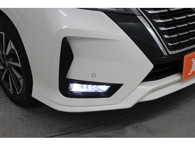 セレナ ハイウェイスターV 純正メモリーナビ フリップダウンモニター アラウンドビューモニター 両側電動スライドドア LEDライト 衝突軽減ブレーキ 車線逸脱警報システム オートライト 純正アルミホイール(20枚目)