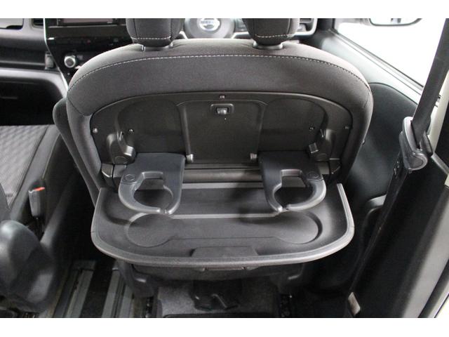 セレナ ハイウェイスターV 純正メモリーナビ フリップダウンモニター アラウンドビューモニター 両側電動スライドドア LEDライト 衝突軽減ブレーキ 車線逸脱警報システム オートライト 純正アルミホイール(52枚目)