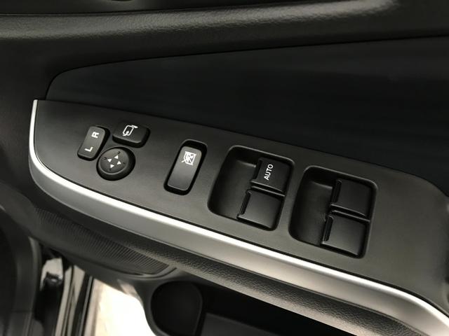 ソリオ ハイブリッドＭＺ　全方位モニター付きメモリーナビゲーション　アダプティブクルーズコントロール　運転席助手席シートヒーター　天井サーキュレーター　ヘッドアップディスプレイ　両側電動スライドドア（36枚目）