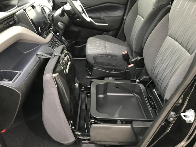 ソリオ ハイブリッドＭＺ　全方位モニター付きメモリーナビゲーション　アダプティブクルーズコントロール　運転席助手席シートヒーター　天井サーキュレーター　ヘッドアップディスプレイ　両側電動スライドドア（61枚目）