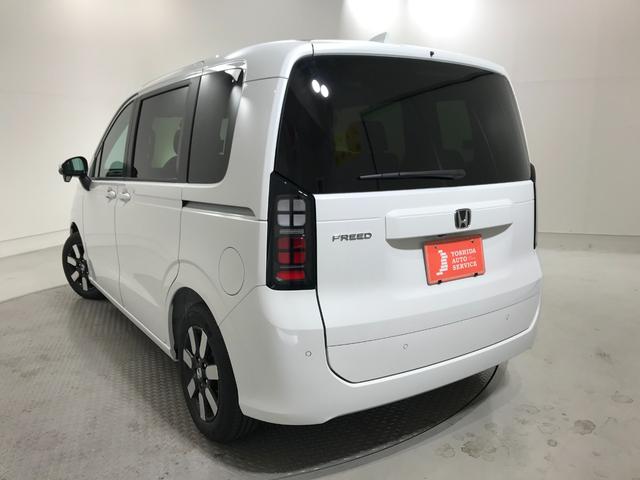 フリード エアー　ＥＸ　登録済未使用車　シートヒーター　アダプティブクルーズ　後席サーキュレーター　衝突軽減ブレーキ　両側電動スライドドア　６人乗り　純正アルミホイール　ホンダセンシング　ＬＥＤライト　コーナーセンサー（6枚目）