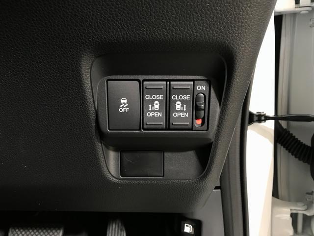 フリード エアー　ＥＸ　登録済未使用車　シートヒーター　アダプティブクルーズ　後席サーキュレーター　衝突軽減ブレーキ　両側電動スライドドア　６人乗り　純正アルミホイール　ホンダセンシング　ＬＥＤライト　コーナーセンサー（44枚目）