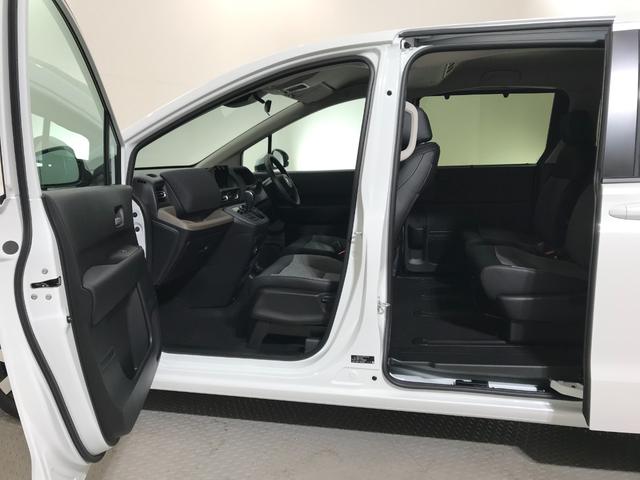 フリード エアー　ＥＸ　登録済未使用車　シートヒーター　アダプティブクルーズ　後席サーキュレーター　衝突軽減ブレーキ　両側電動スライドドア　６人乗り　純正アルミホイール　ホンダセンシング　ＬＥＤライト　コーナーセンサー（9枚目）